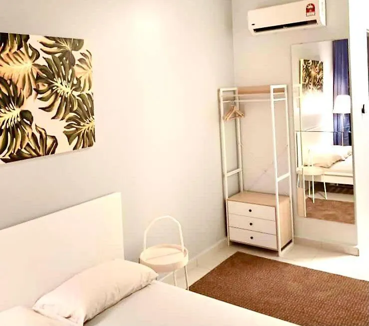 3 Bedrooms Short Stays Condo At Klcc Kuala Lumpur